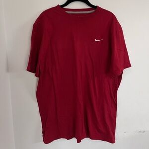 Nike Men's Standard Fit Crimson Red Short Sleeve Tee XL NWOT